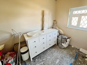 Bedroom 2- click for photo gallery